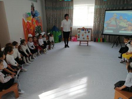 "Ертегілер бізде қонақта" ашық көрсетілім