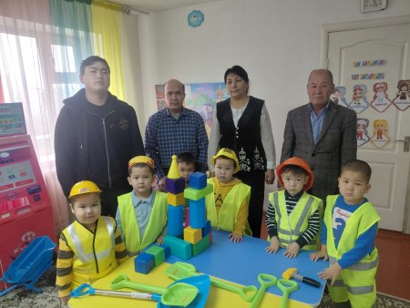 "Менің болашақ мамандығым" атты әкелермен кездесу